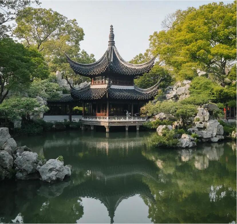 建邺区冬灵餐饮有限公司